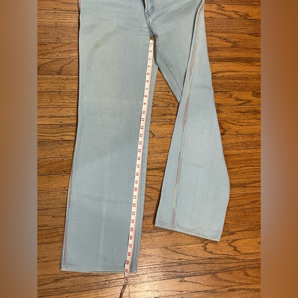 Vintage High Waisted Light Wash Pentimento Jeans with Rainbow Thread Detail - Picture 10 of 10